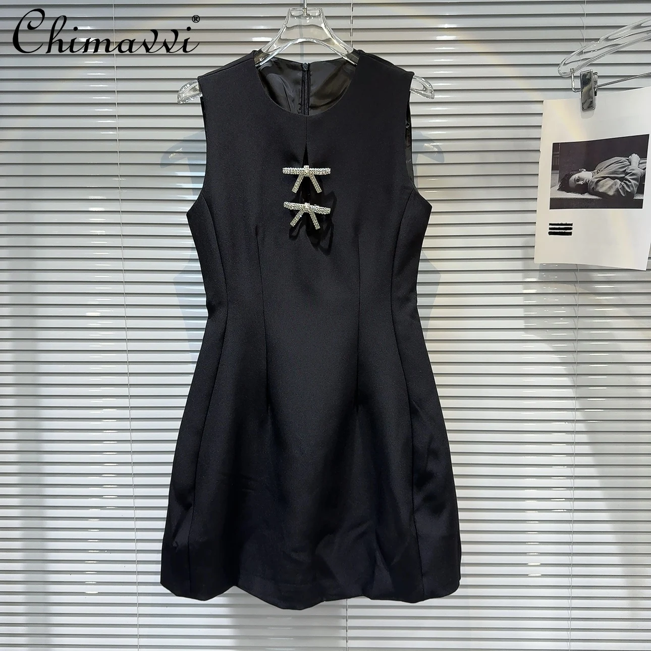 

Black Dress 2024 Summer Dresses New Heavy Industry Rhinestone Bow Pin Waist-Tight Slim-fit Above Knee Vest Dress for Women