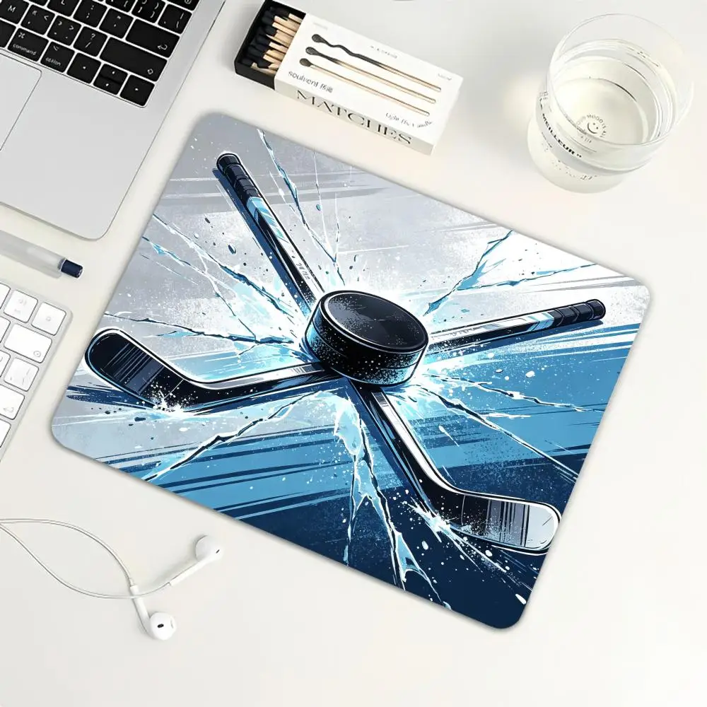 Vintage Basketball Grunge Line Mouse Pad, Red Black Abstract Sport Print Non Slip Rubber Office Keyboard Pad mouse pad