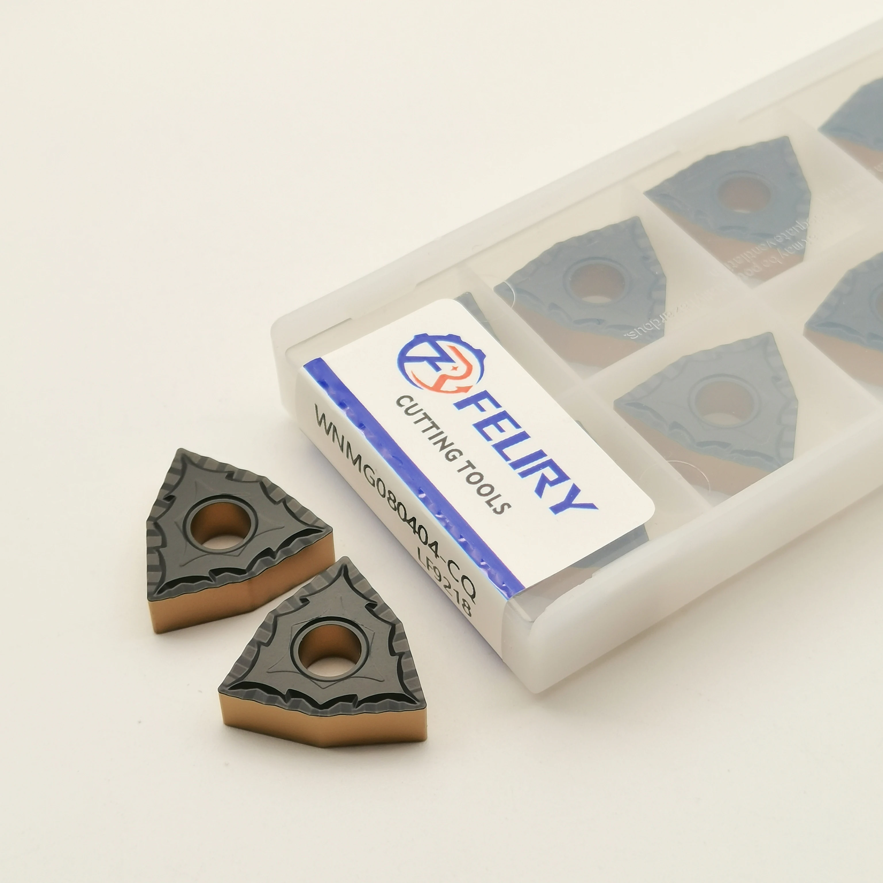 Высококачественные режущие инструменты из твердого сплава WNMG080404 и WNMG080408-CQ LF9218 используются для обработки цельной стали WNMG.