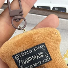 

【BBS】1pc Toast Bread Pendant Cute Cartoon Plush Small Figure Bag Decoration Kawaii Creative Expression Nice Present 9cm