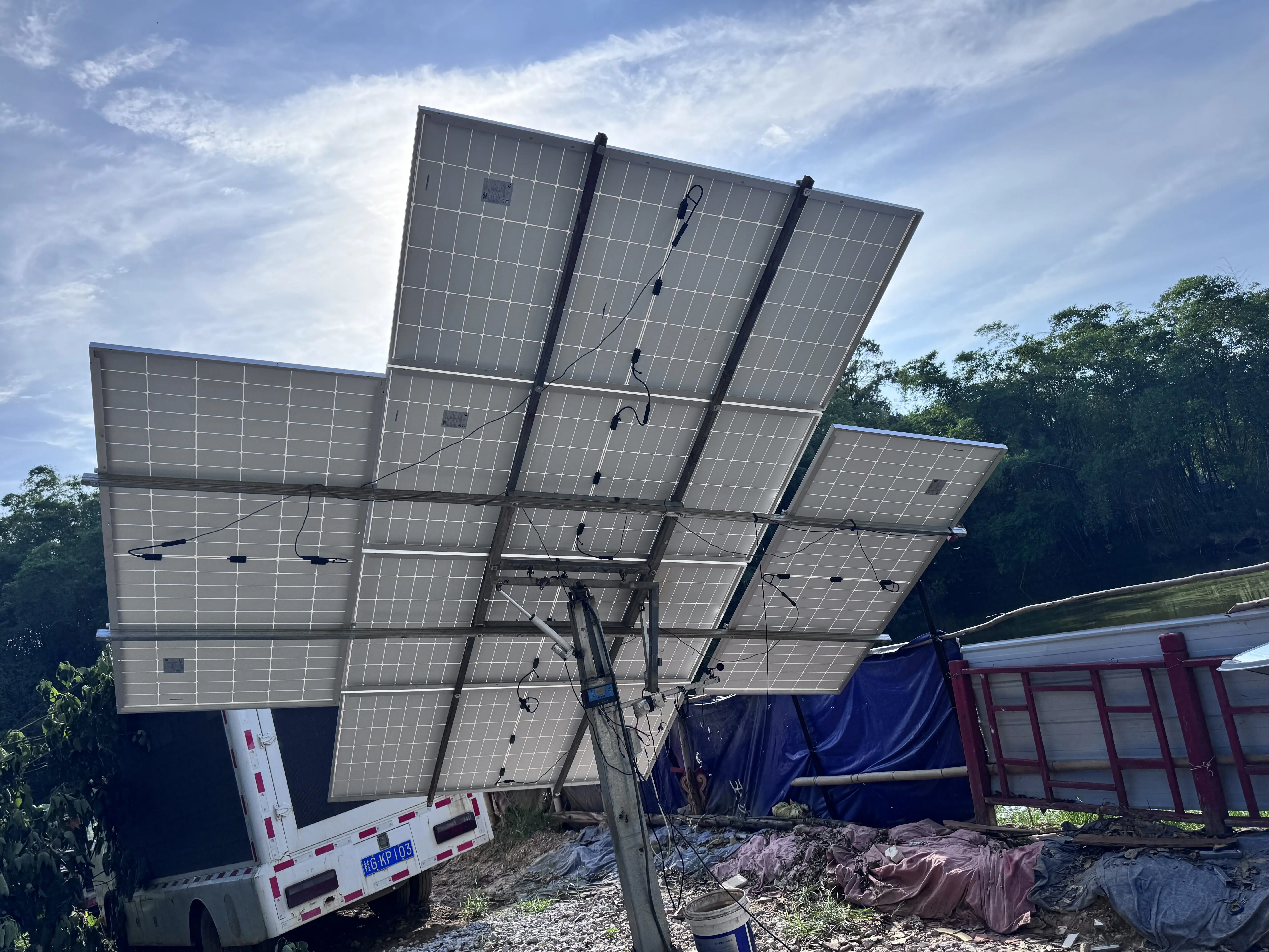 OEM/ODM Solar Sun Tracker for PV Panels | Auto Tracking Mount Bracket Custom Designed for Solar Array