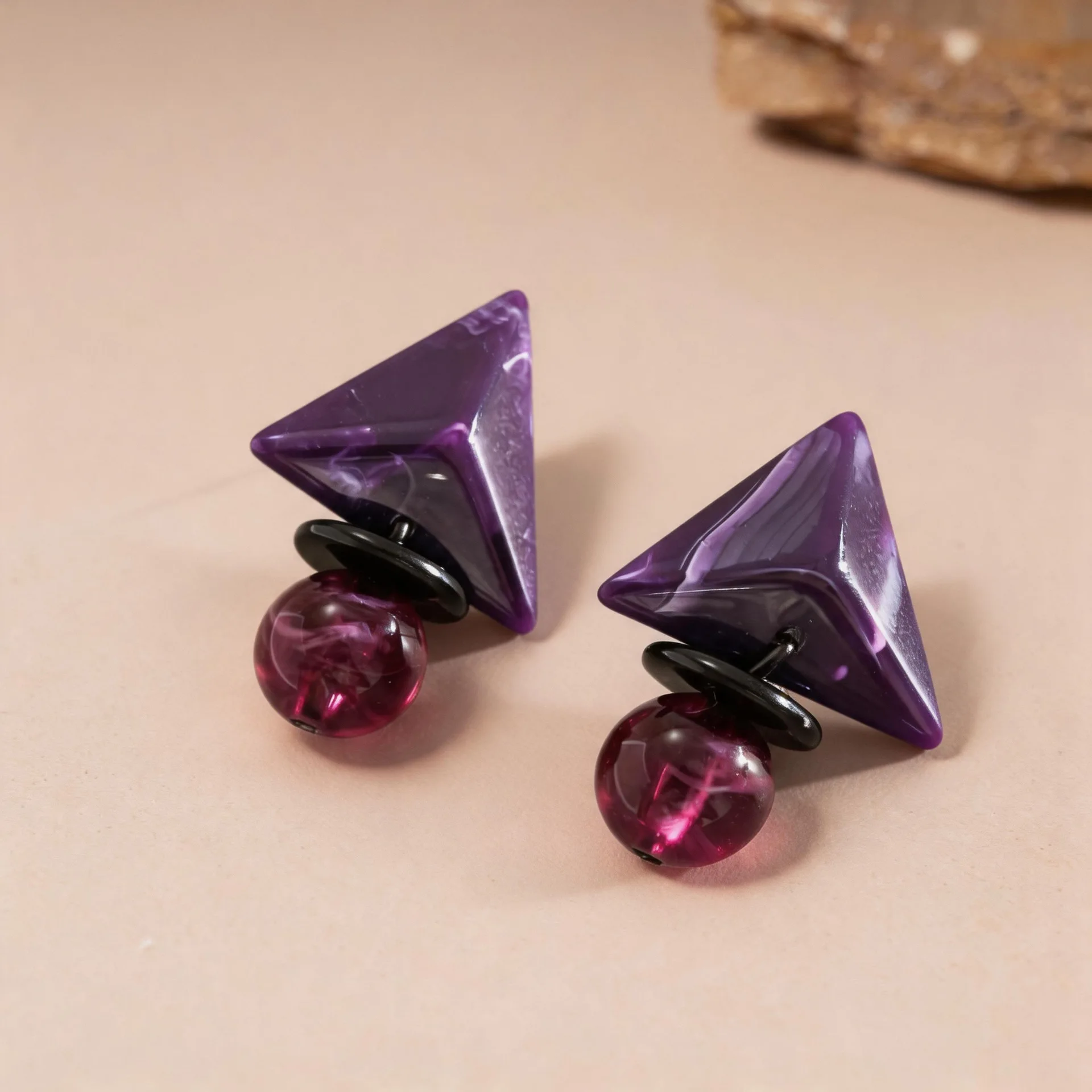 Purple resin triangular round pendant earrings, light luxury high-end studs, niche retro earrings.