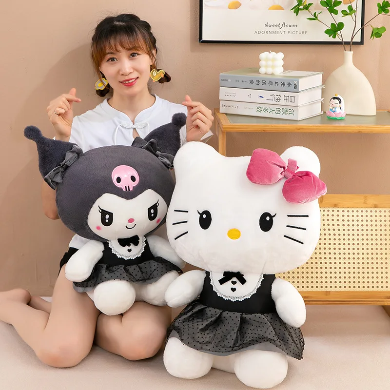 Peluche Kawaii Kuromi My Melody con gonna con fiocco nero Simpatico bambola di pezza Hello Kitty per bambini Compleanno Regalo di Natale Giocattolo di grandi dimensioni