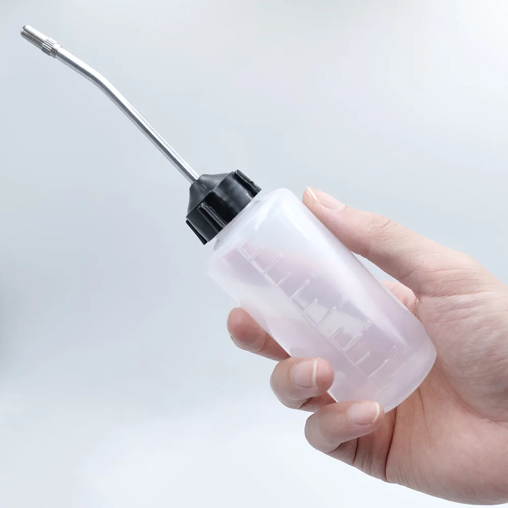 5PCS Sewing Machine Oil Bottle Iron Spout with Cap Plastic Long Nozzle Storage Pot Oiler Oil Dispenser Sewing Accessories 120ML