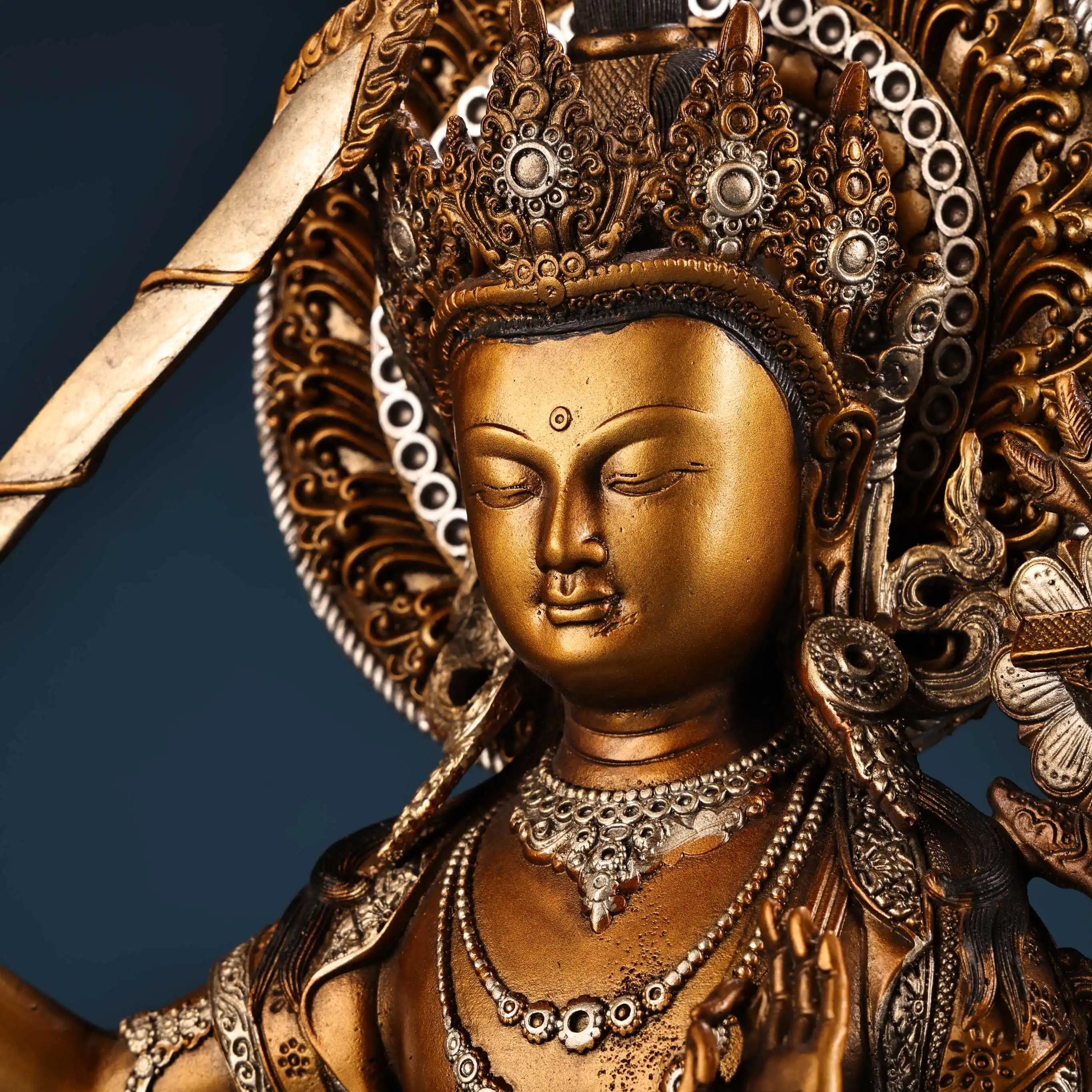 

14"Old Nepalese Temples Bronze Gilded Silver Painted Manjusri Bodhisattva Sitting Buddha Lotus Terrace Worship Hall Town house