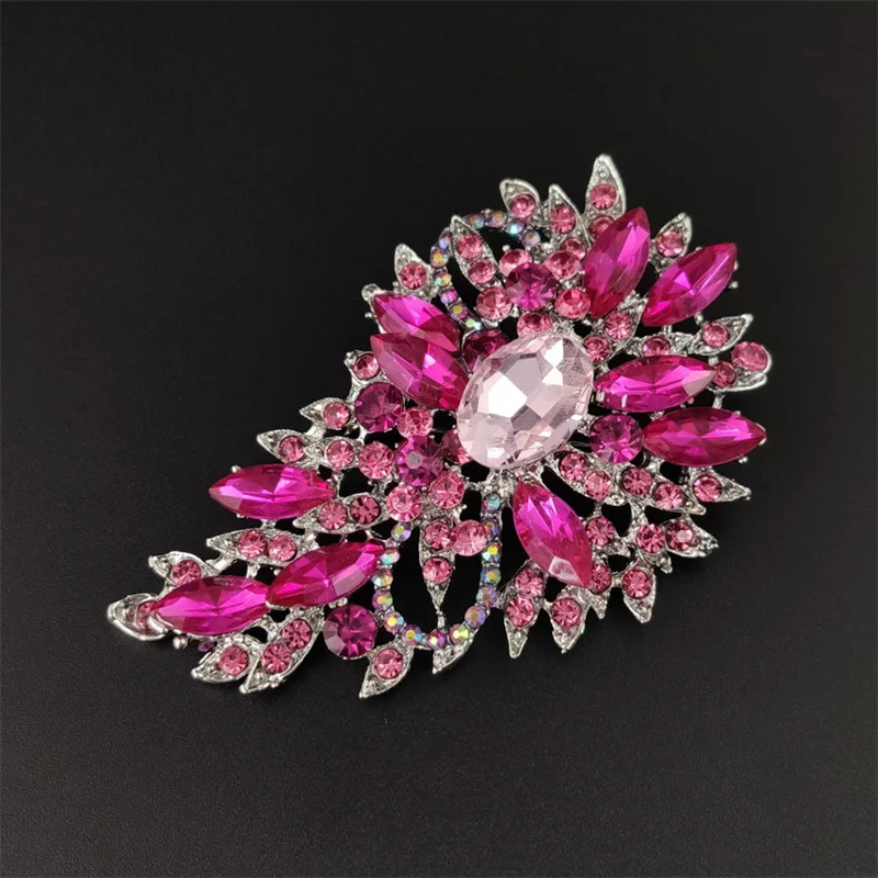 Crystal Trend Brooch Temperament Rhinestone Water Drop Corsage Women\'s Clothing Accessories Gift