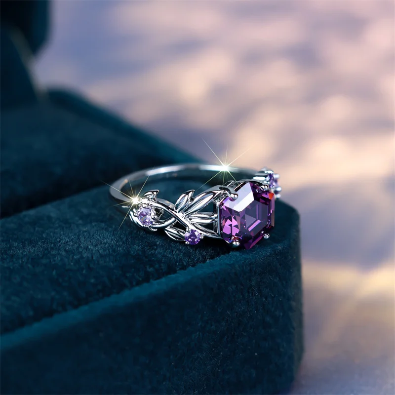 High Gorgeous Purple Inlaid Hexagon Zircon Twist Ring Fashion Silver Color Dainty Vintage Wedding Rings For Women Jewelry Gift