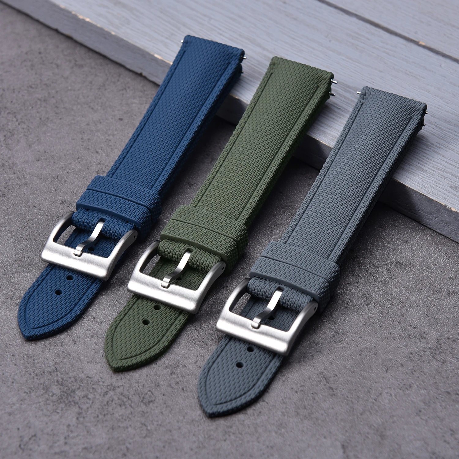 18-24mm Saicloth Texture FKM Rubber Watch Straps Quick Release Pin Buckle Adjustable Bands