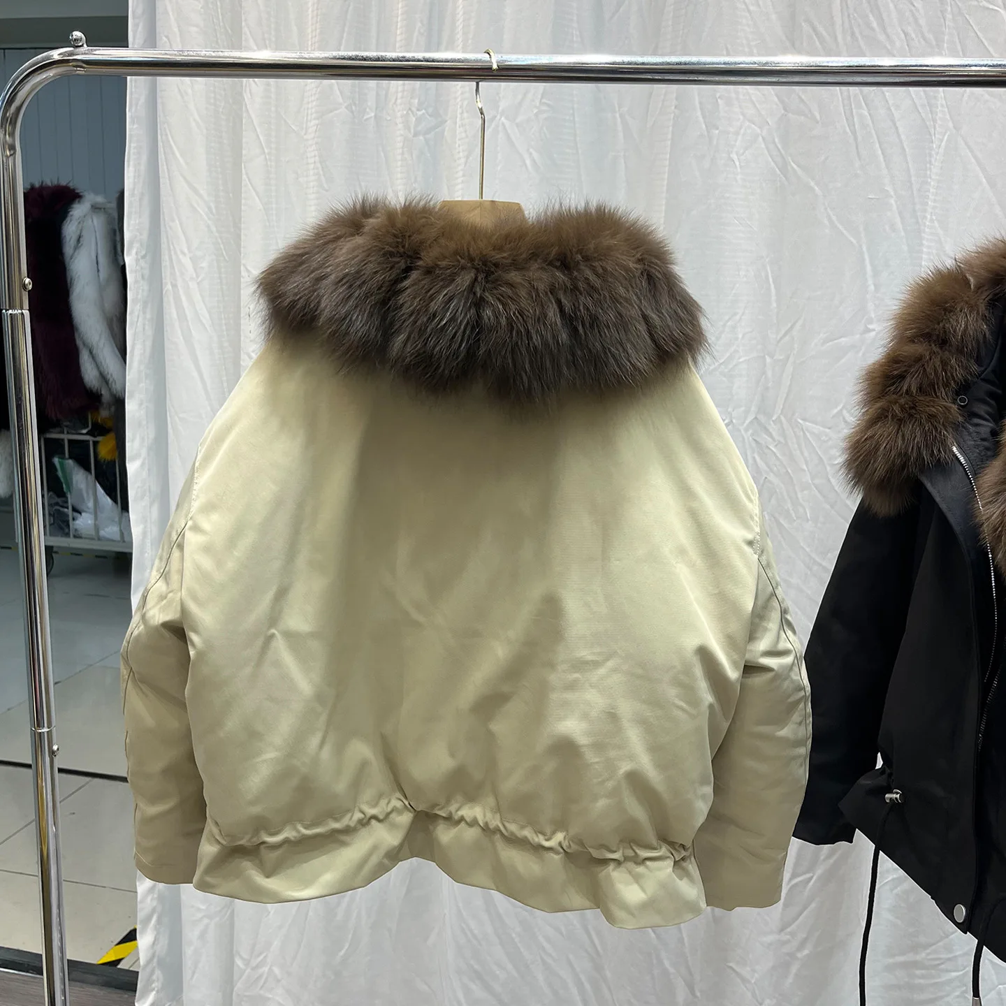 Winter Natural Large Fur Collar Parker Down Jacket Female Warm Drawstring Short Jacket Women Thicken White Duck Down Outwears