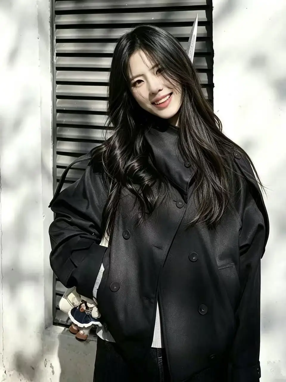 Casual Cropped Trench Coat Women Spring Autumn High‑End Korean Fashion Belt Waist Outerwear Black Khaki Solid Windbreaker Jacket