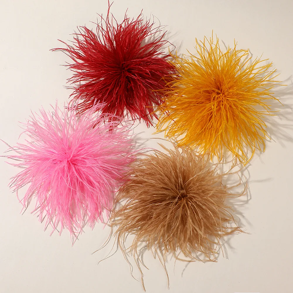 New Arrival Handmade Feather Brooches Pins for Women Fashion Exquisite Flower Corsage Wedding Party Badge Jewelry Accessories