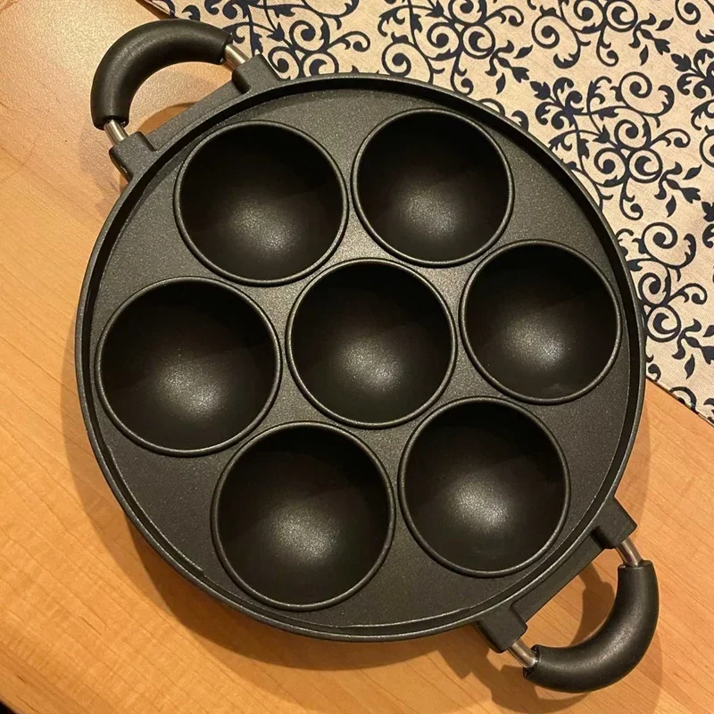 

7 Hole Cooking Cake Pan Cast Iron Omelette Pan Non-Stick Cooking Pot Breakfast Egg Cooker Cake Mold Kitchen Cookware Kitchenware