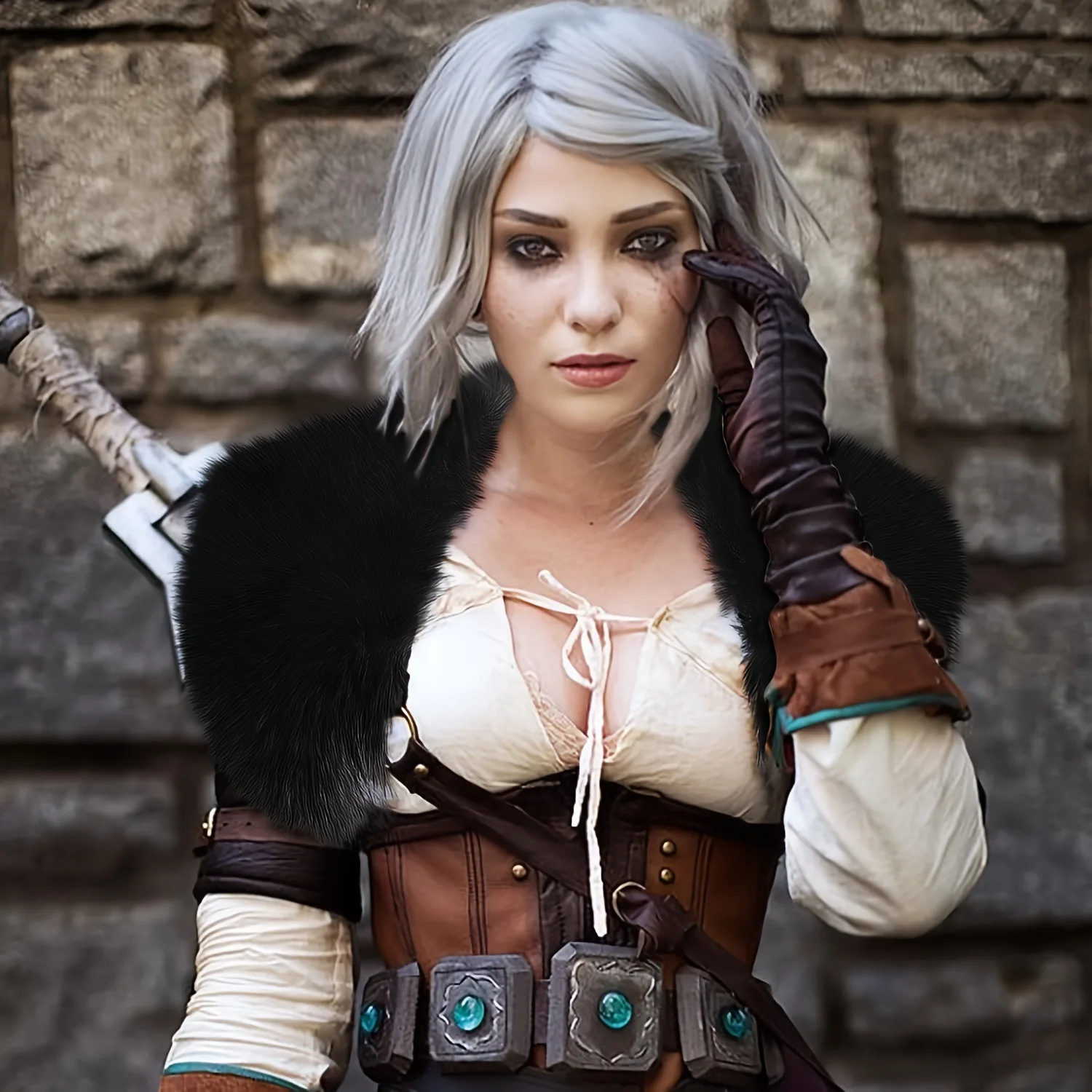 Wikinger-Umhang-Kostüm für Damen mit Pelzkragen, mittelalterlicher Renaissance-Umhang, Königskrieger-Umhang, Schal, Halloween, LARP, Cosplay-Kostüm – Detail 5