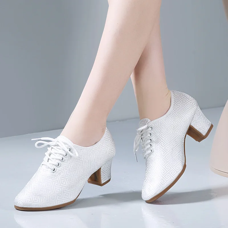 

White Latin Dance Shoes For Women Rubber Soles Professional Modern Salsa Teaching Practice Performance Ballroom Dance Shoes Wome
