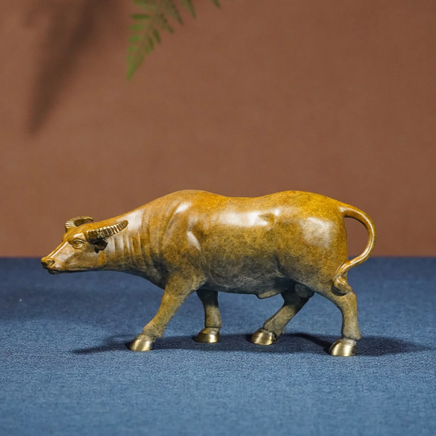 Water Buffalos Model Brass Sculpture Metal Bubalus Desktop Display Ornament Home Scene Collectible Decoration Birthday Gift