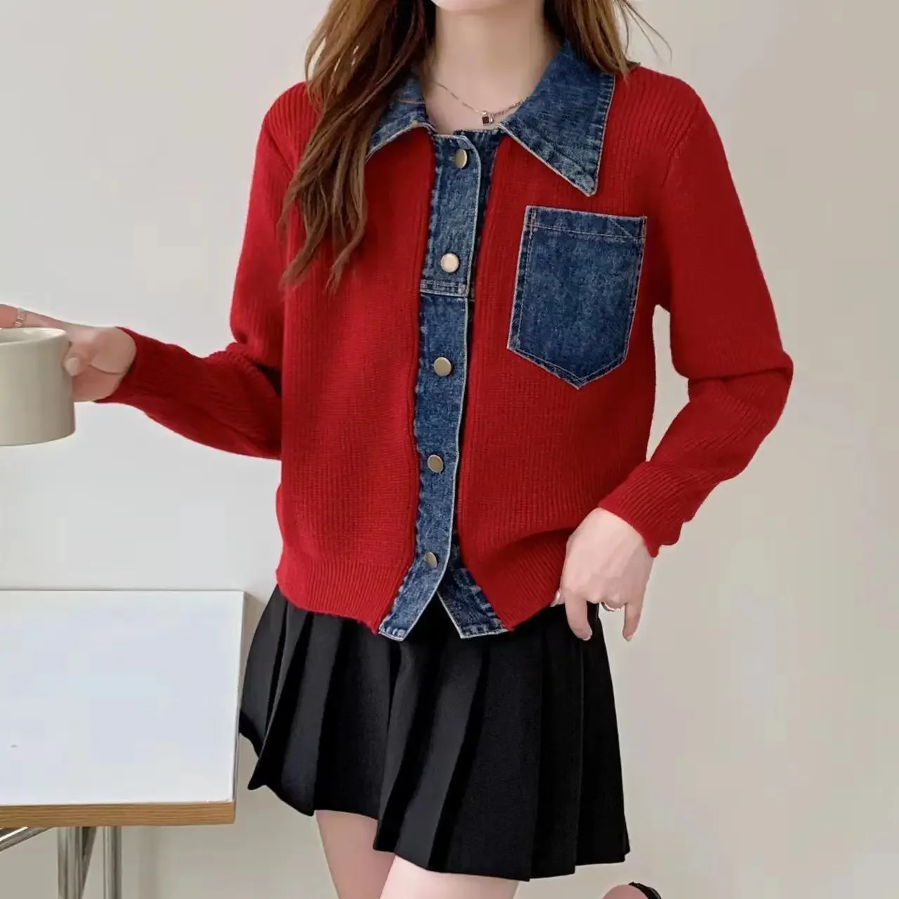 Small Spring Autumn Outerwears Female Jeans Coat Short Black Patchwork Crop Women\'s Denim Jackets Knitted 2024 New Collection In