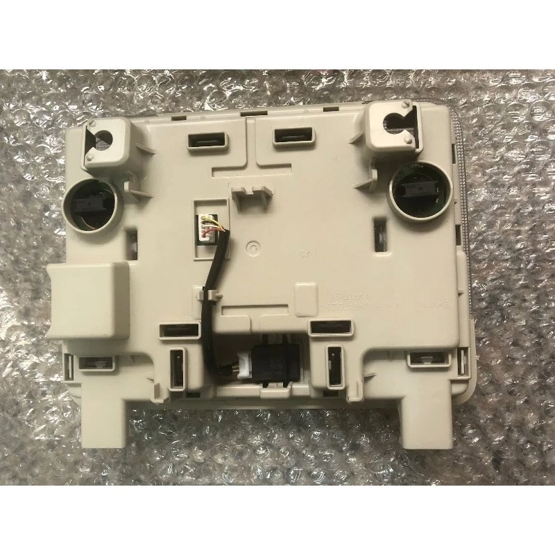 For Toyota Corolla Levin 2014 2018 2020 Headlight Interior Lens Reading Light Assembly Roof Console Light Housing 86120-06240 view 3