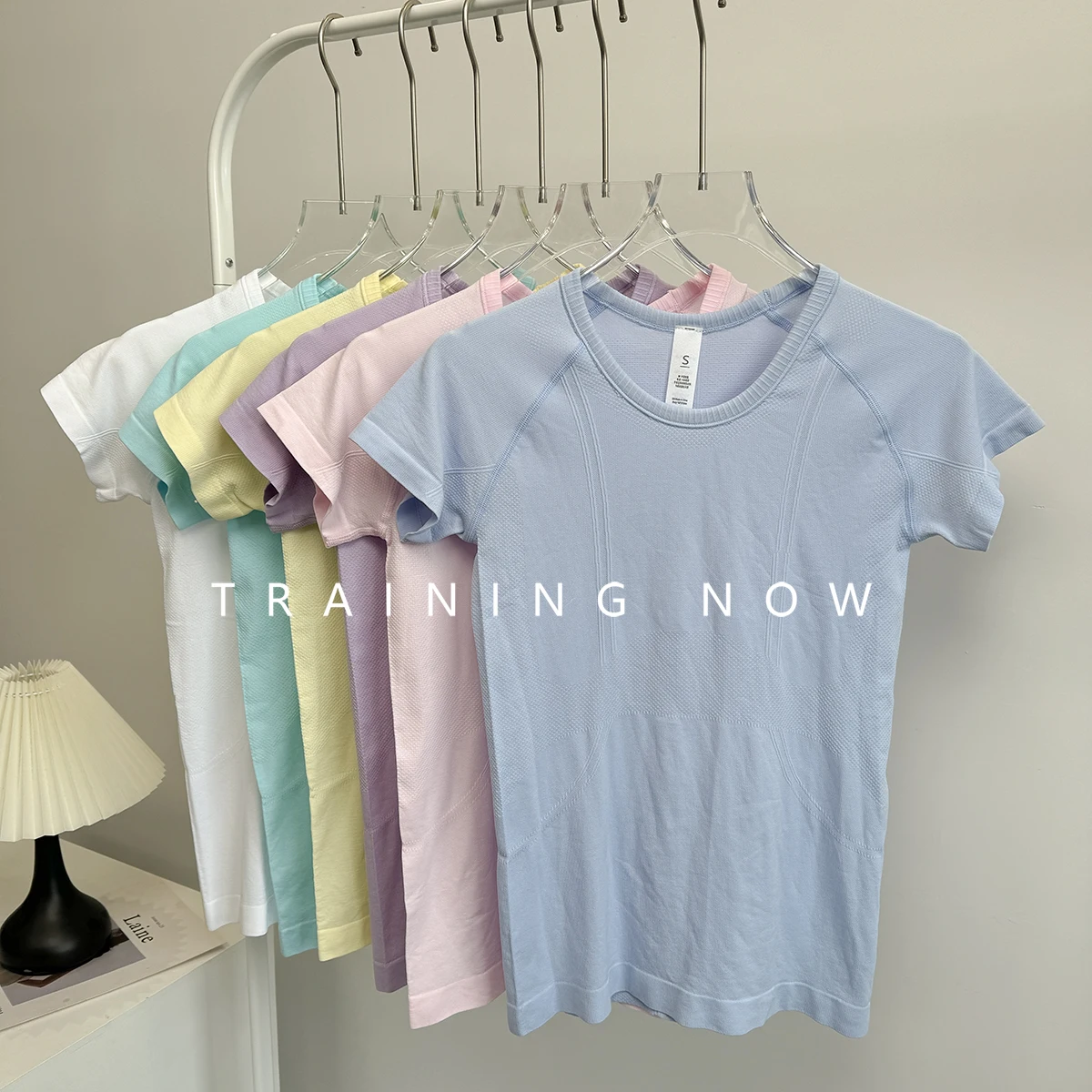 

Спортивная женская облегающая футболка с короткими рукавами, эластичная и дышащая одежда для тренировок по бегу, пилатесу, фитнеса, одежда для йоги, футболка