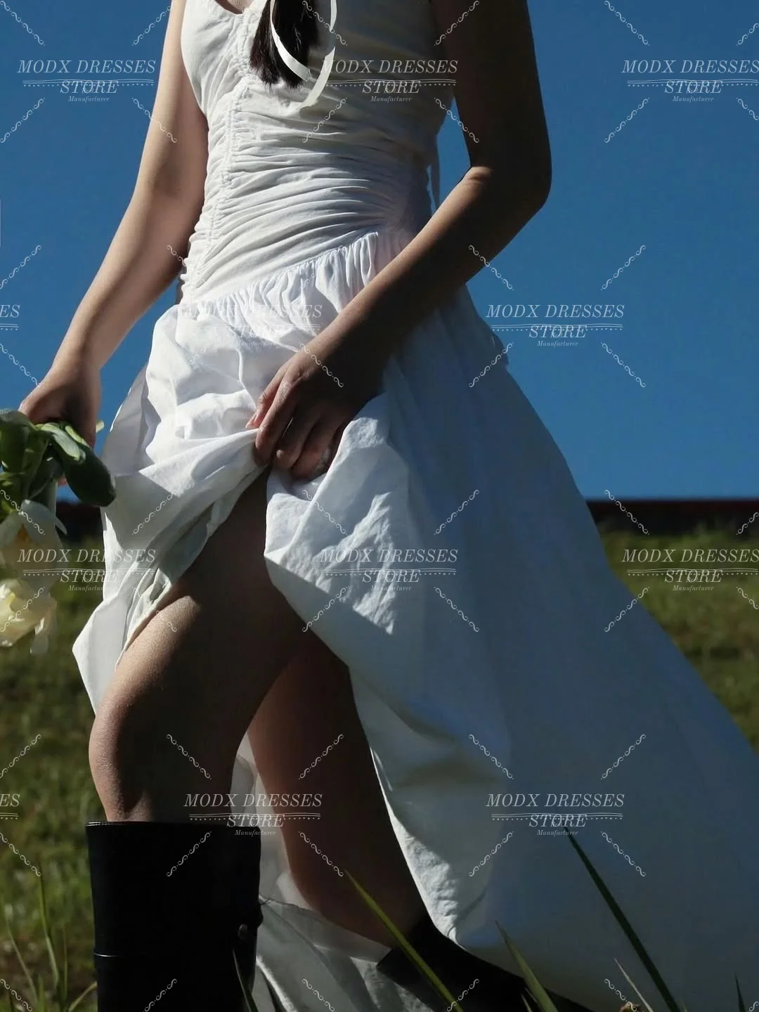 MODX Modern Ivory Wedding Dress Halter V Neck Ruched Bodice Bubble Skirt A Line Bridal Gown Floor Length Vestido De Novia 2026