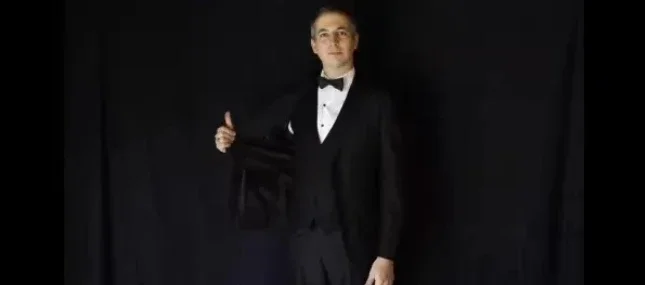 

Wine Glass Production by Ignacio Lopez - Magic tricks (Instant Download)