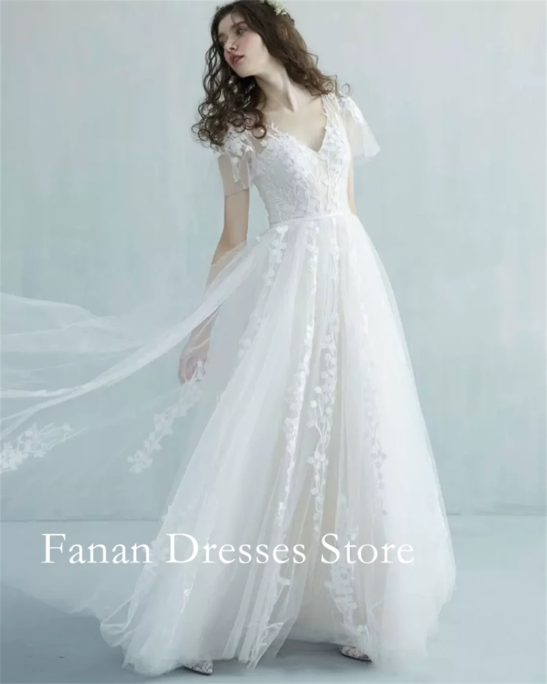 FANAN V-Neckline Flare Sleeves Lace A-Line Simple Elegant Wedding Dresses 웨딩드레스 Ivory Customized Pretty Lace Bride Dresses