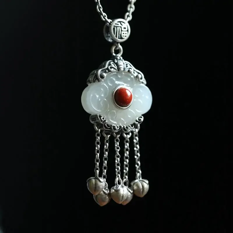 Unique design Futao Yulian natural Hetian jade ethnic style clavicle necklace pendant exquisite charm ladies silver jewelry