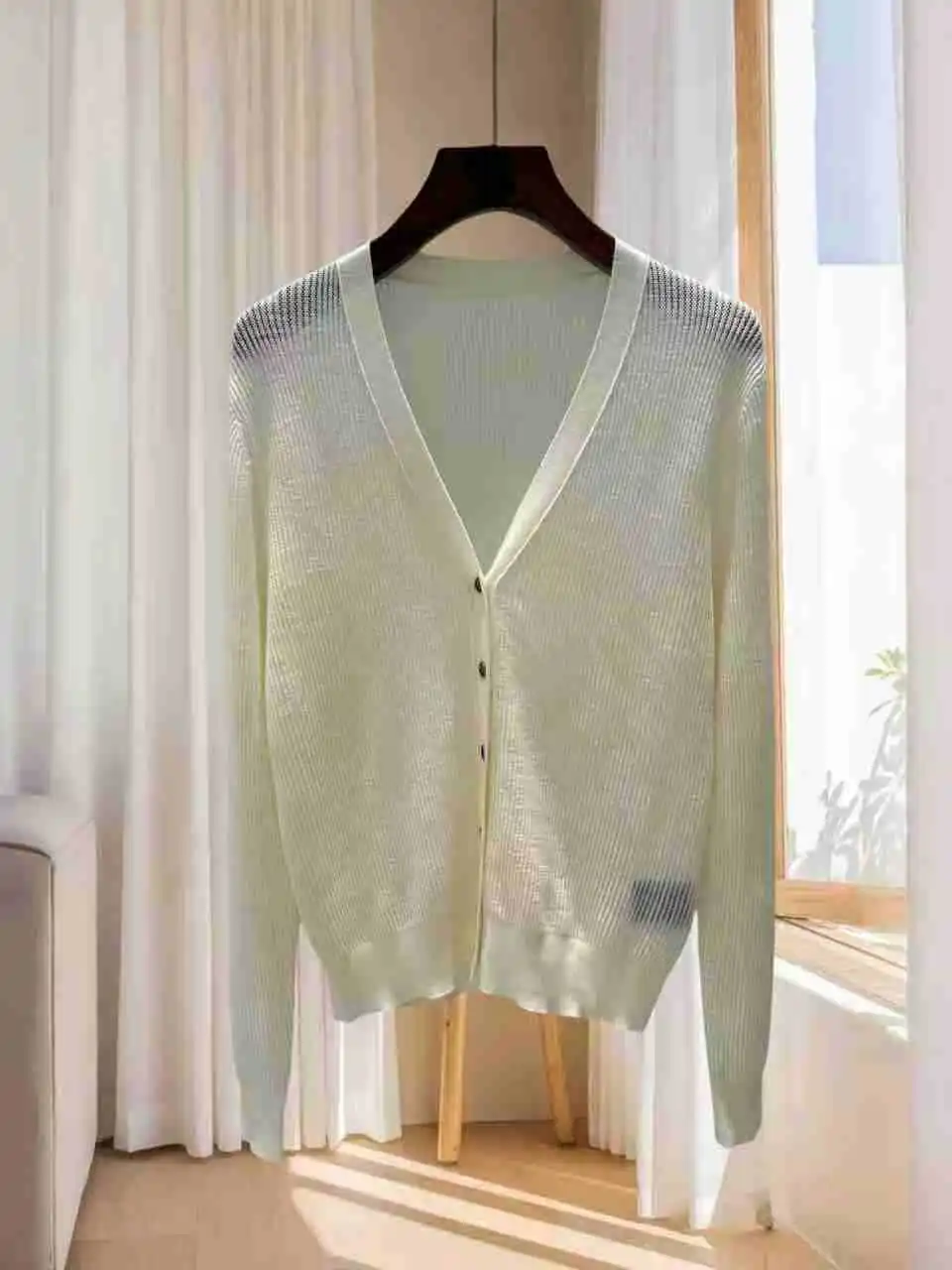 

2025 Spring and Summer New Women's Wool Hollow Cardigan V-Neck Sweater Knitted Sweater for Women