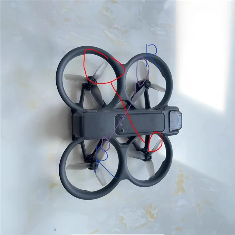 Afbeelding 3: 2Pairs T3X3.2X3 3-Blades Propeller 3Inch 2CW + 2CCW PC Propeller Voor DJI AVATA2 FPV Drone accessoires-Y41A
