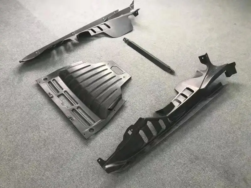 غطاء محرك من ألياف الكربون الجافة عالي الجودة لامبورغيني هوراكان LP610 لوحة الكسوة الداخلية لمقصورة المحرك