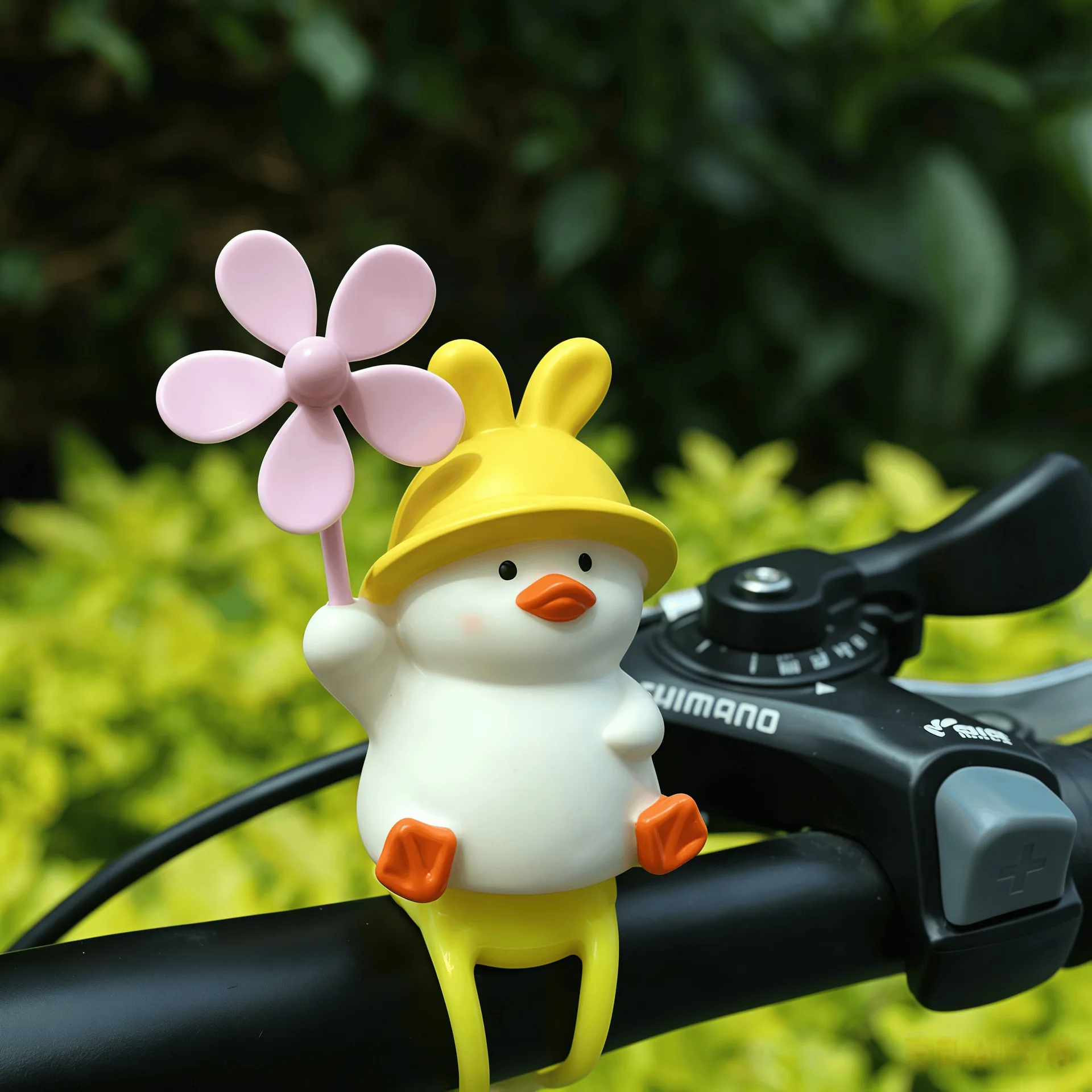 AliExpress NONE Cute Windmill Duck Bicycle Decoration Cute Yellow Duck Electric Bike Ornament Riding Night Light Accessories Baby Bike Pendant