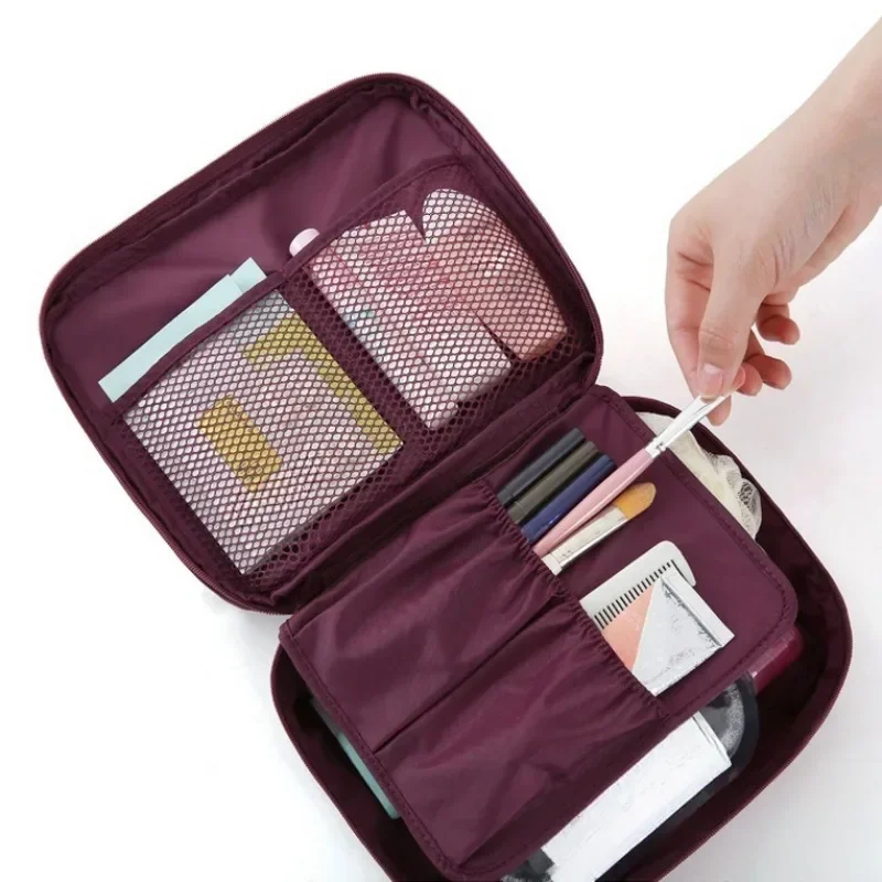 Trousse de maquillage d\'extérieur pour femme, trousse à cosmétiques pour femme, trousse de toilette pour femme, étuis de rangement étanches pour