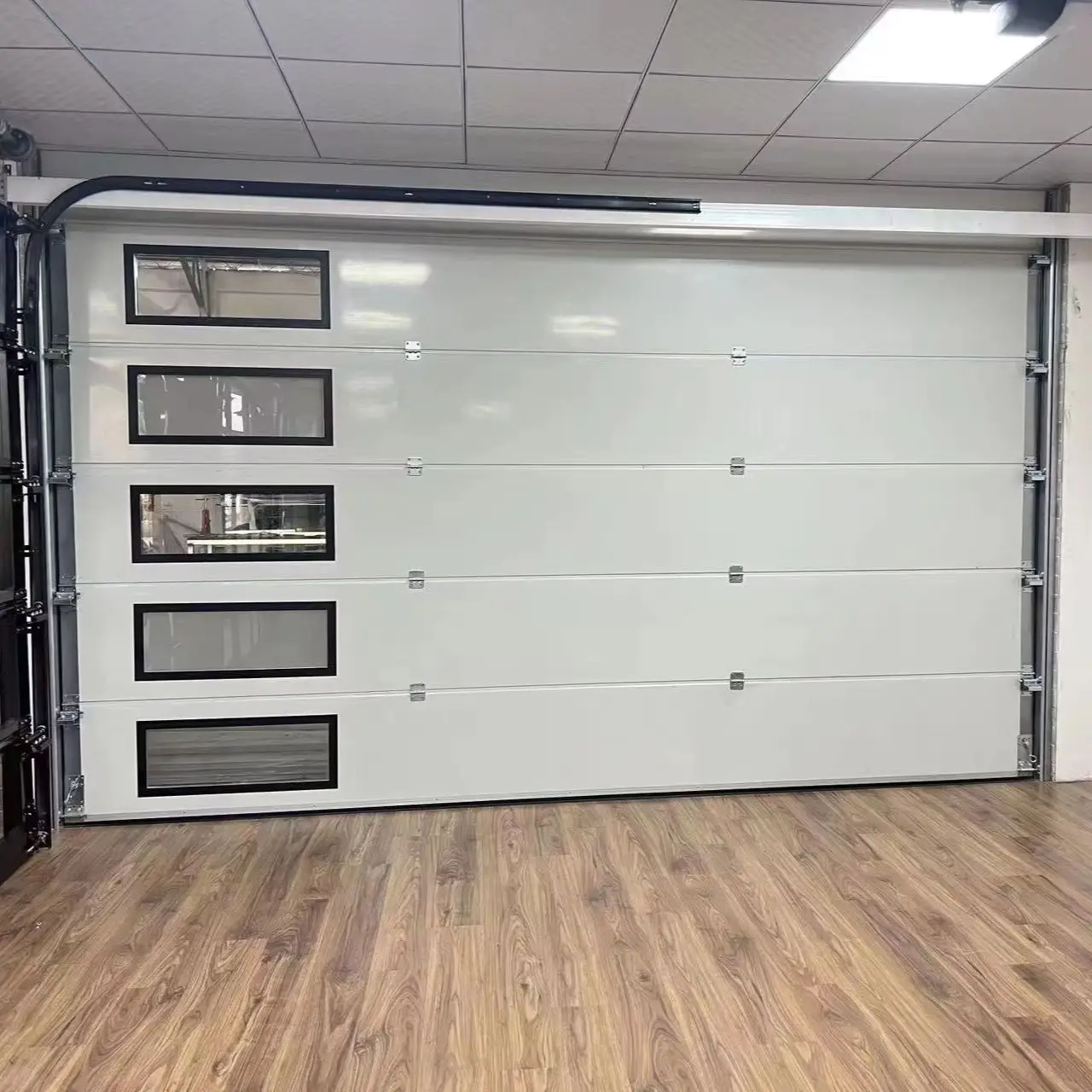 

Household all weather heavy duty aluminum alloy garage door Rainproof and rustproof anti theft High quality garage doors