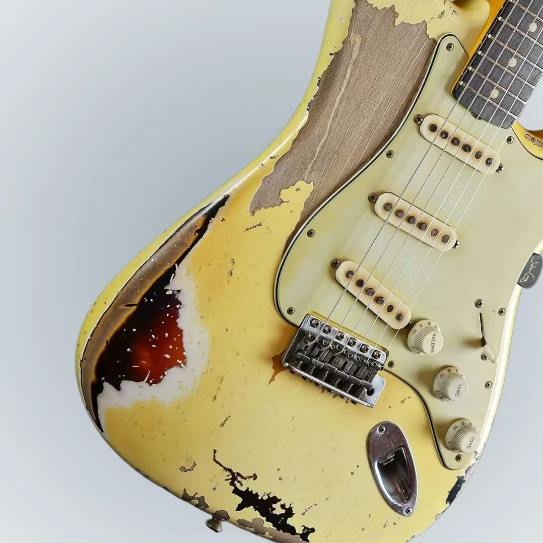 

Customize the store with vintage electric guitars and retro tuners