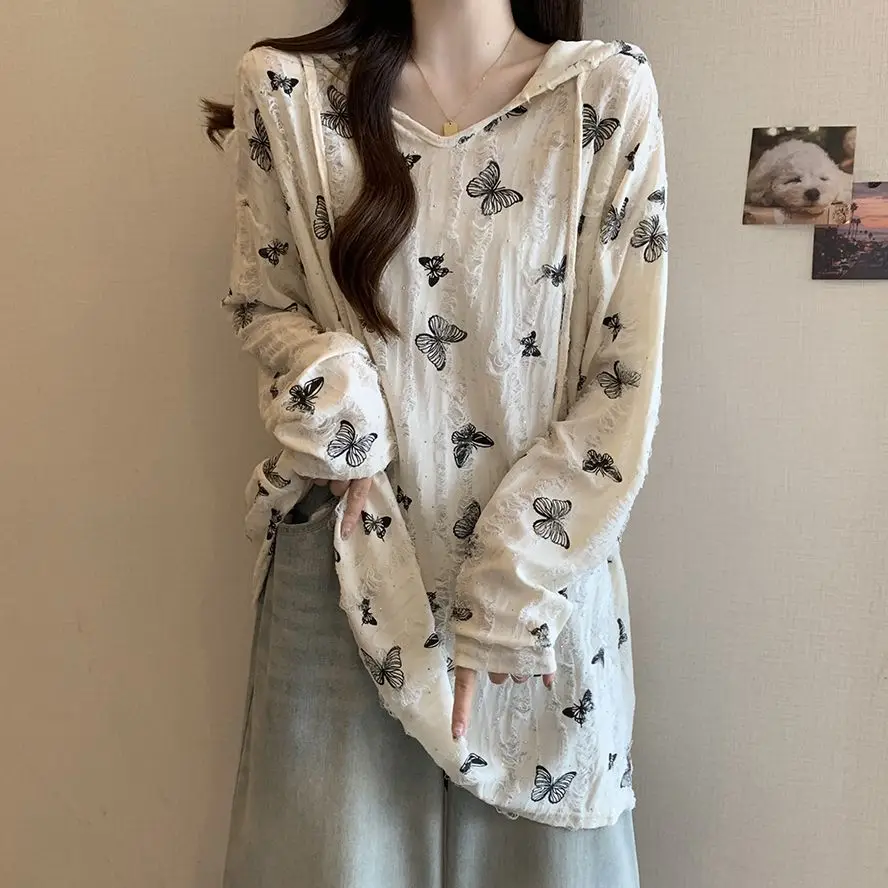

Женская футболка с длинными рукавами и принтом бабочки в корейском стиле, осенняя новинка, свободный крой, с капюшоном, YY137