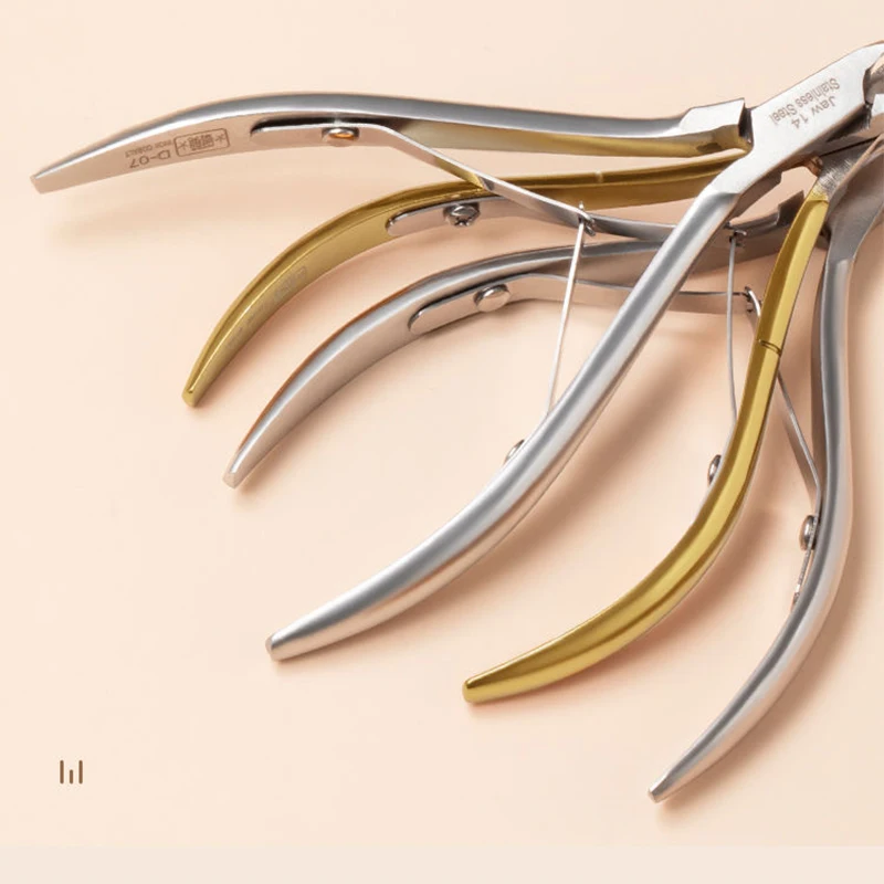 กรรไกรตัดหนังกำพร้าสแตนเลสแบบสองหัว ชุดคีมตัดหนังกำพร้าและตัดเล็บ พร้อมที่ดันหนังกำพร้า