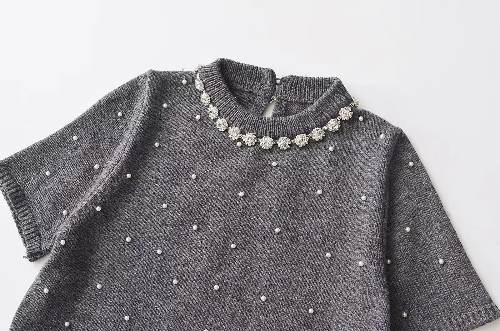 Tangada 2024 New Women Gray Beading Knitted Sweater Short Sleeve Female Crop Pullovers AI037