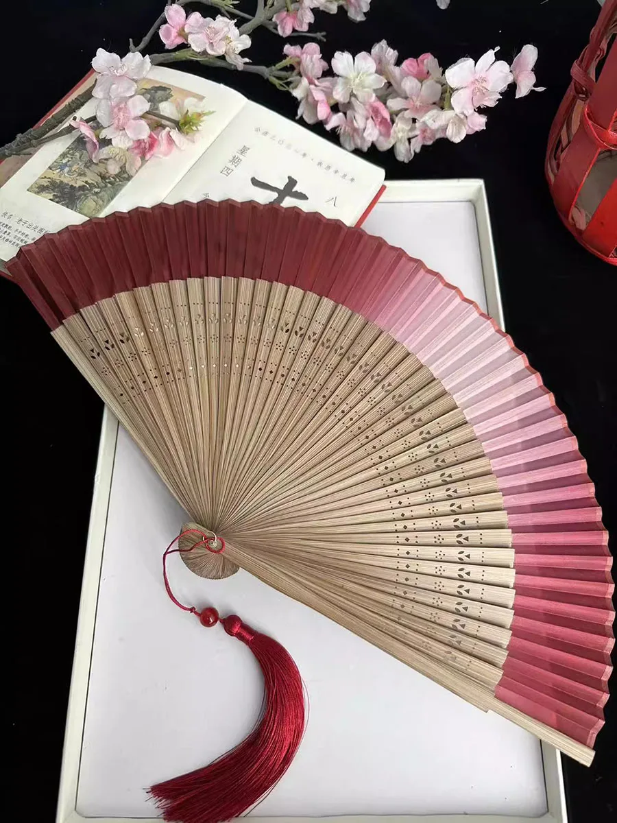 Solid color wedding gown folding fan, Chinese style silk women's fan, small antique style, portable gradient blank fan