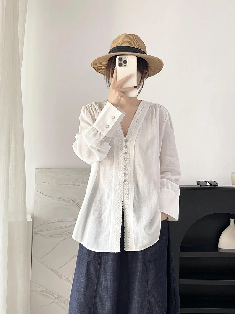 

Ele Loose Fit Linen White irt V-Ne Button Detail Interwoven Lace Casual Spring Faion Women's Premium Quali Top