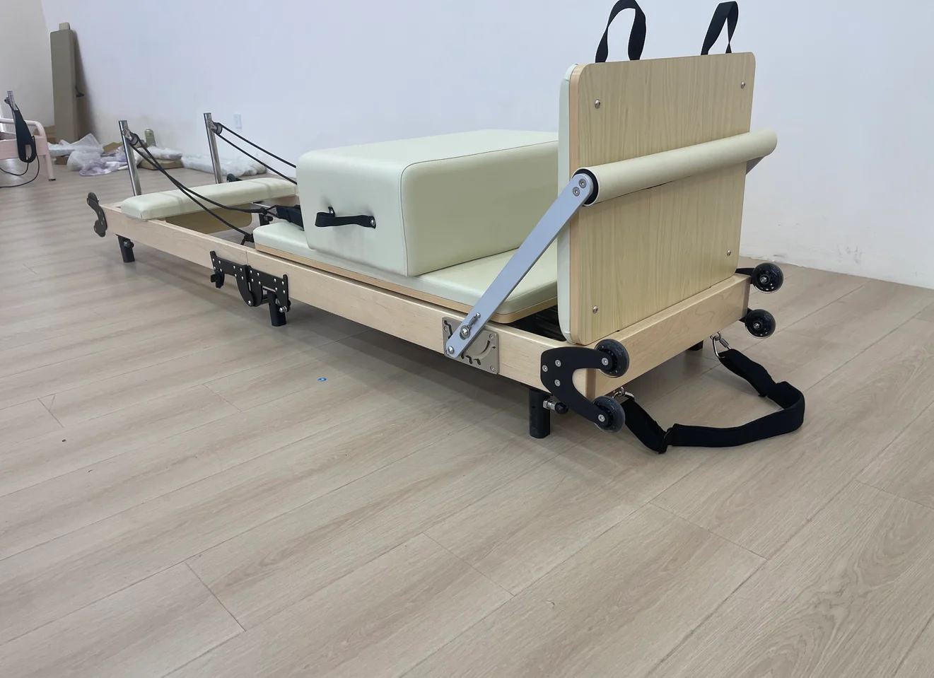

Maple Wood Foldable Pilates Reformer for Core Training & Postnatal Recovery