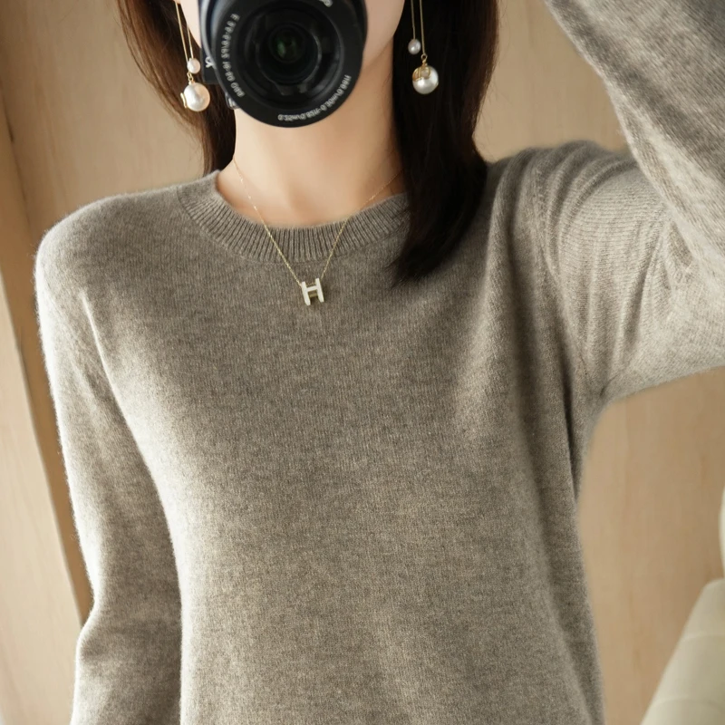 

Spring And Autumn Round Neck Solid Color Women's Knitted Sweater Loose Hooded Long Sleeve Sweater Versatile Base Shirt