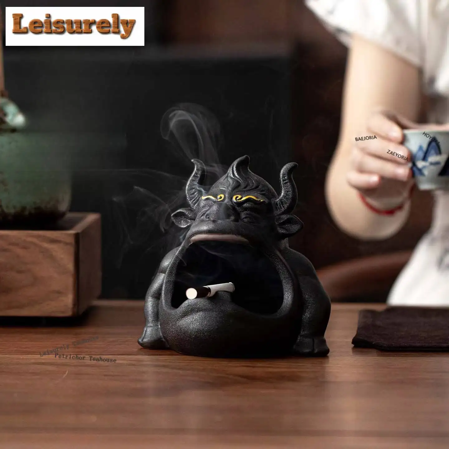 Purple Clay Gold Drawing Big-mouthed Cow Ashtray Handmade Pocket Ashtray Ash Tray Household Weed Smoking Cafes Accessories Gift