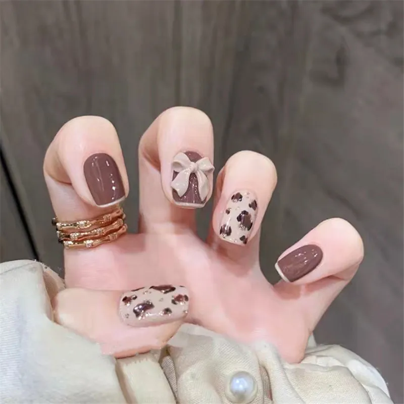 Wearing Nail Patches Short French Leopard Butterfly Fake Nails Autumn And Winter Whitening Nail Patches 24 Pieces