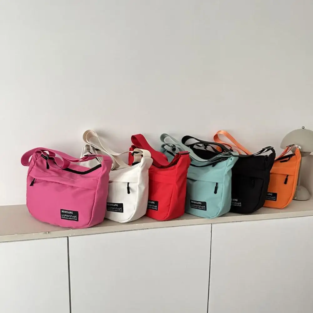 

Large Capacity Oxford Shoulder Bag Handbag Korean Style Canvas Dumpling Bag Commute Underarm Bag Sports Crossbody Bag Girls