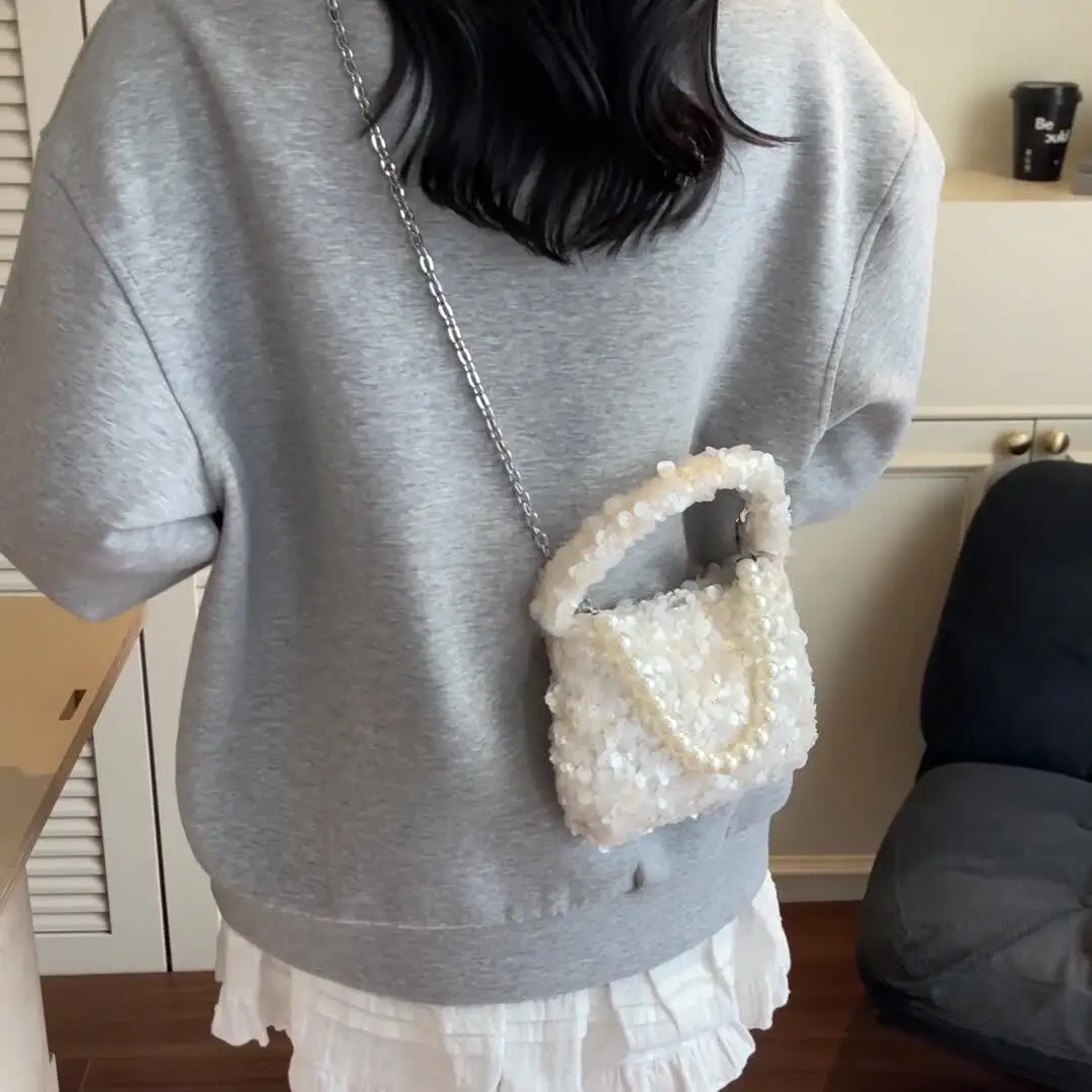 

Shining Sequin Women's Bag 2026 New Fashionable Personalized Pearl Chain Crossbody Bag Versatile Hand-Held Small Square Bag