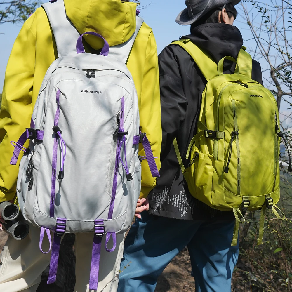 

Neutral Style Lightweight Professional Outdoor Bag, Men's and Women's Backpack, Large Capacity Hiking and Mountaineering Bag