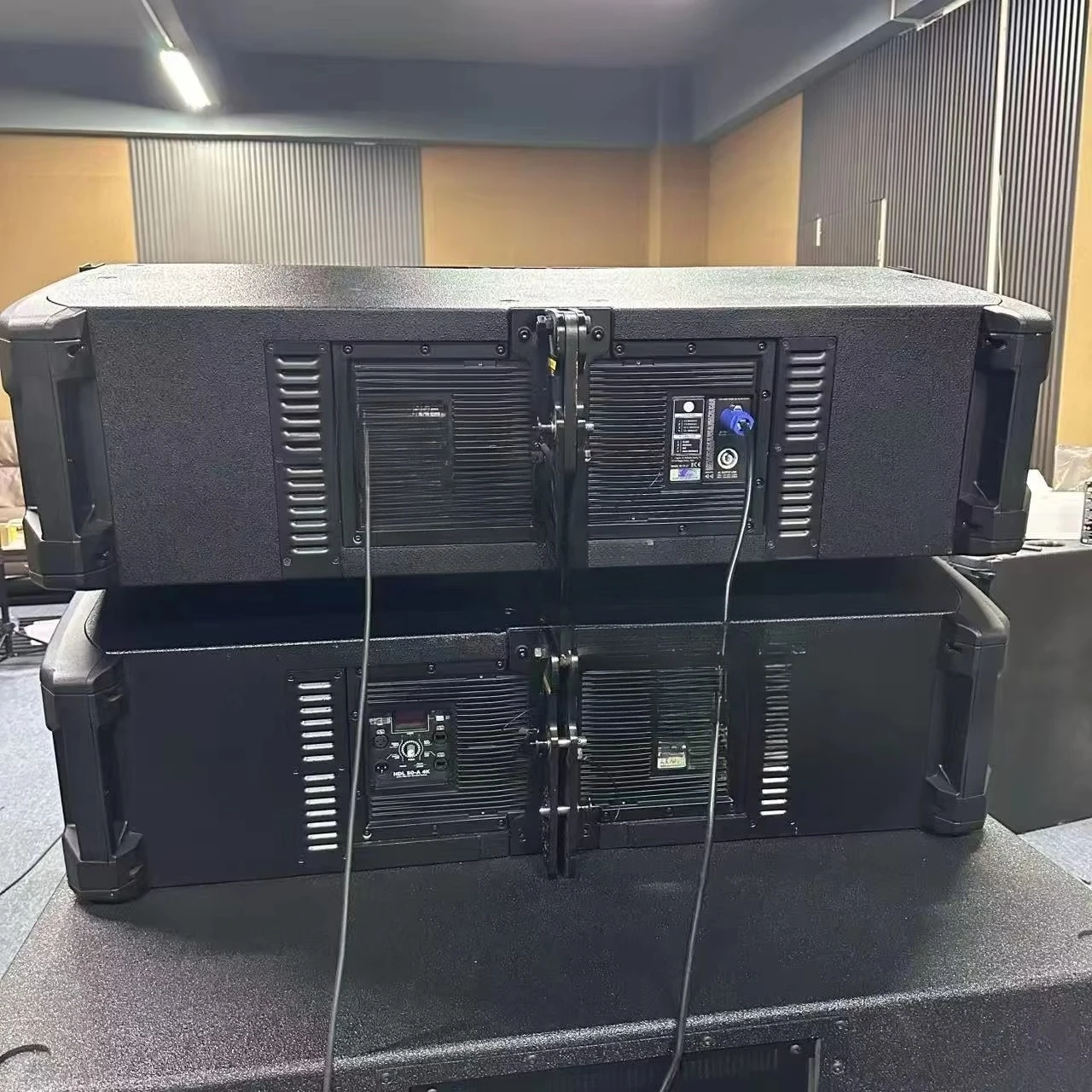 50-A 4k 12-Zoll 3-Wege Active Line Array Lautsprecher Powered Sound System Stage Pro Audio