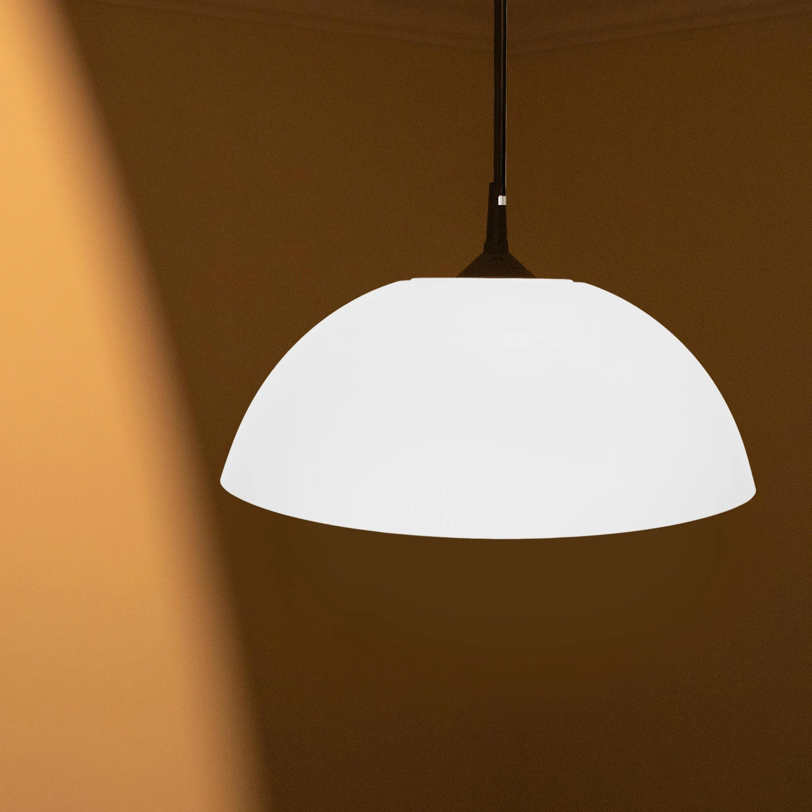 

2Pcs Plastic Lampshade 42mm Hole Decorative Ceiling Light Cover for Wall Lamps Easy Install Protect Eyes Soften