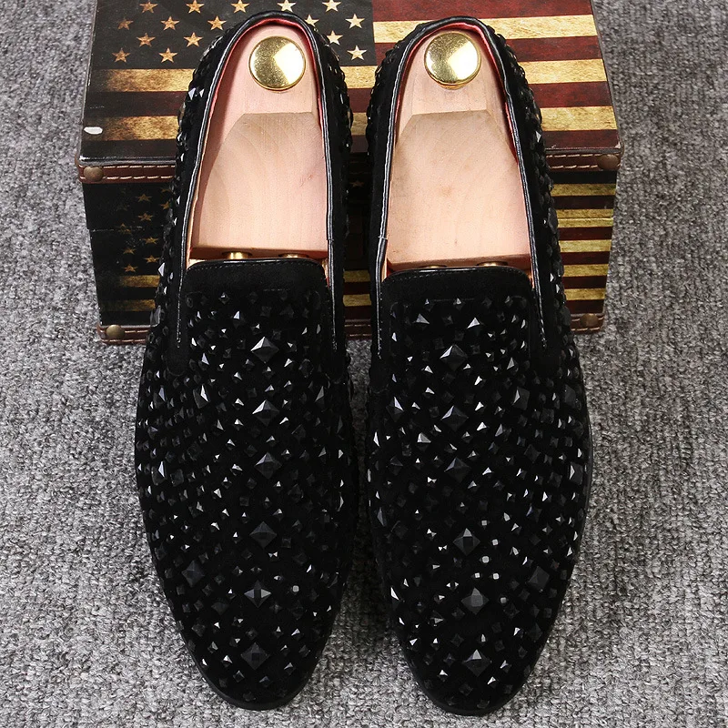 Comfortable Man Loafers Shoes Leather Casual Mens Rhinestone Driving Shoes Man Flats Maccosins Wedding Slip-on Club Shoe