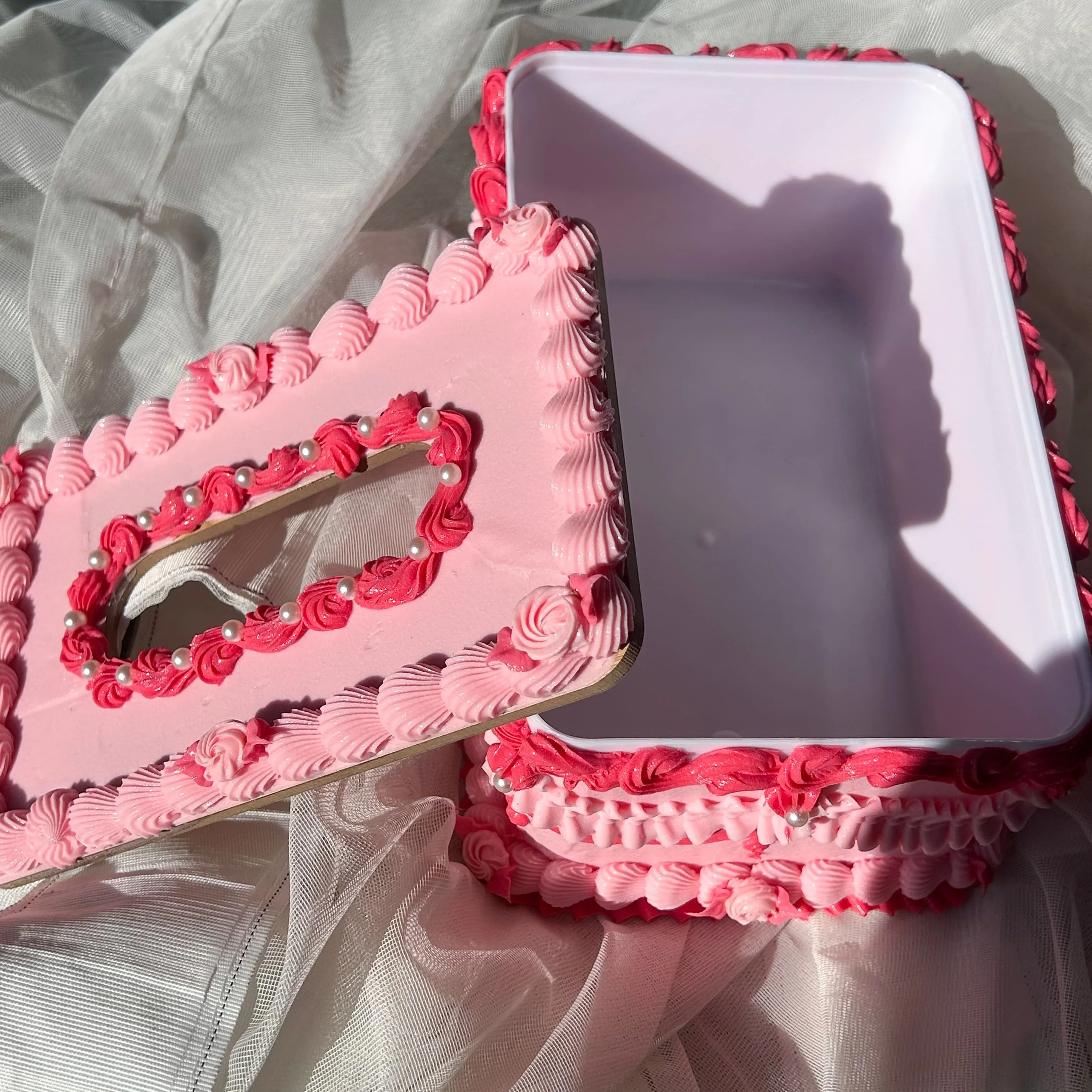 Handmade Decoden Cream Cake Tissue Box Cover - Kawaii Luxury Pearl Napkin Holder for Desktop Decor, Creative Gift
