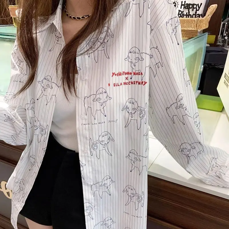 Wit gestreept damesoverhemd in nieuwe stijl Damesontwerp Voel los Casual overhemd met lange mouwen Topjas bedrukking